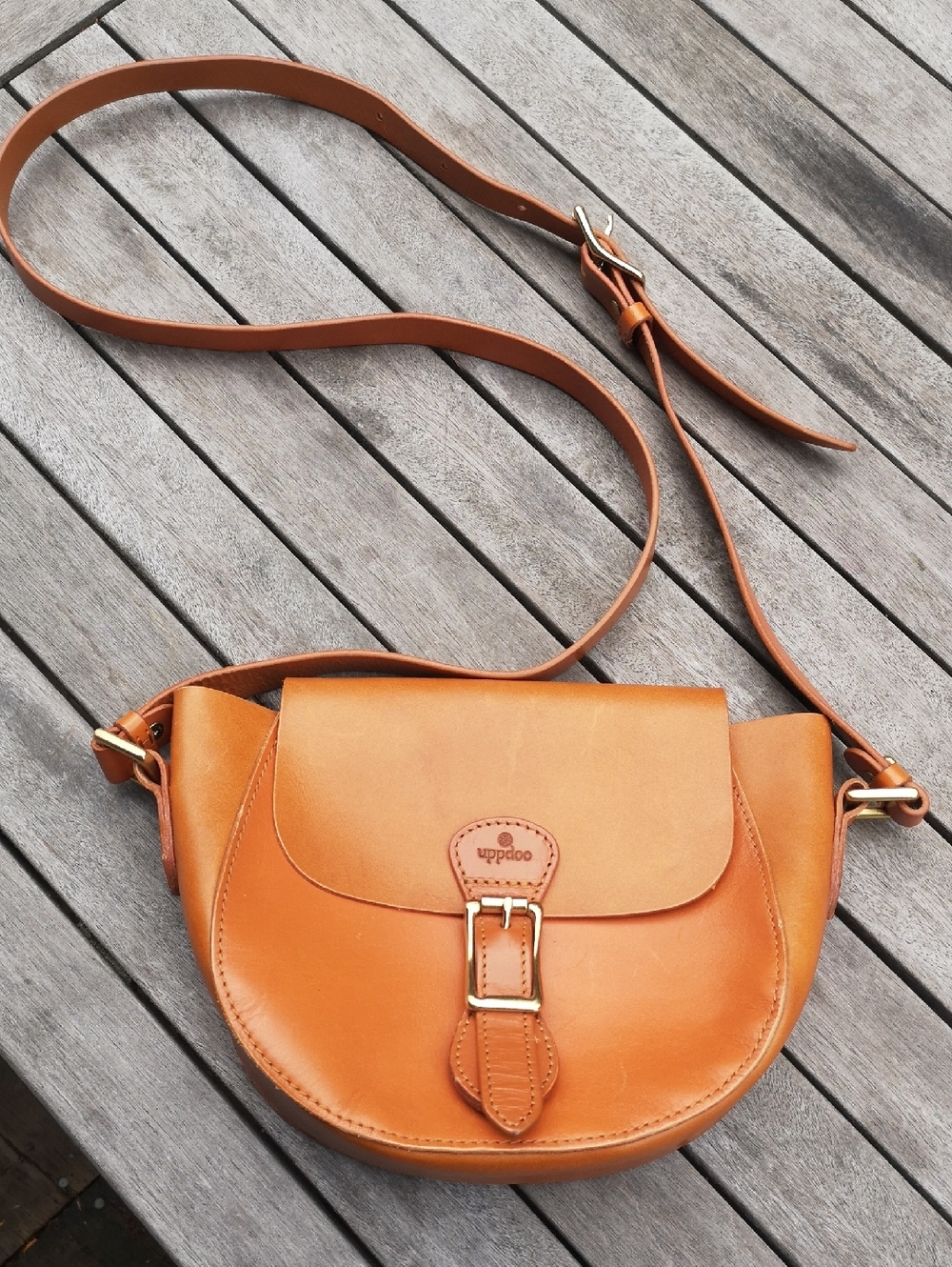 Funky Uppdoo leather crossbody